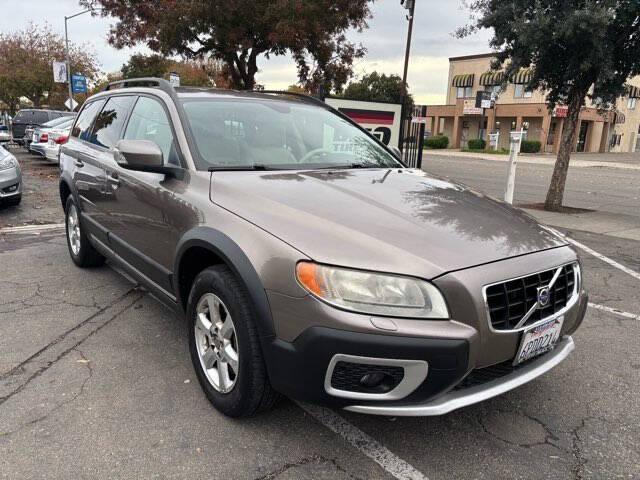 used 2008 Volvo XC70 car, priced at $5,997