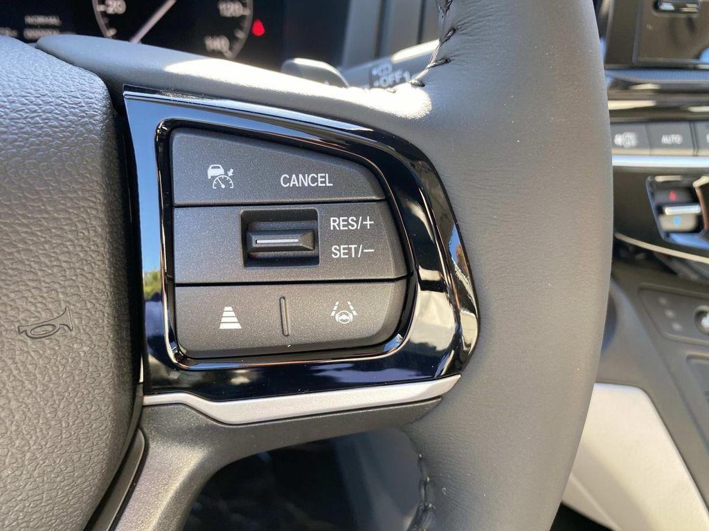 new 2026 Honda Odyssey car, priced at $44,290