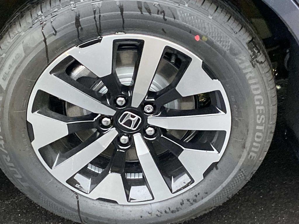 new 2026 Honda Odyssey car, priced at $44,885