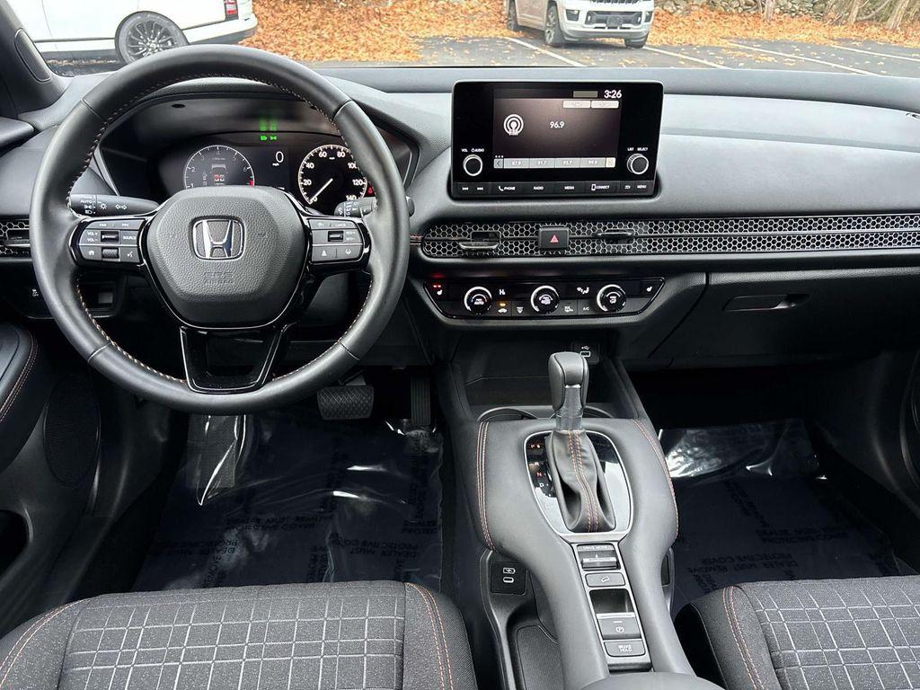 used 2025 Honda HR-V car, priced at $27,334
