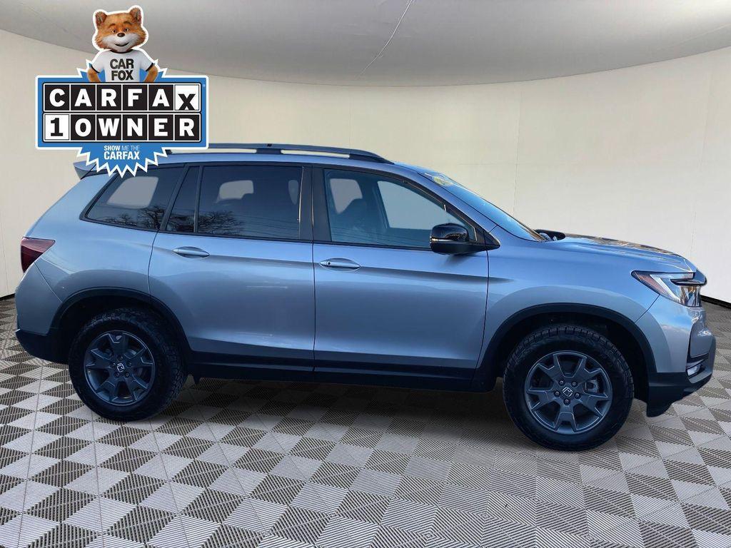 used 2025 Honda Passport car, priced at $39,617