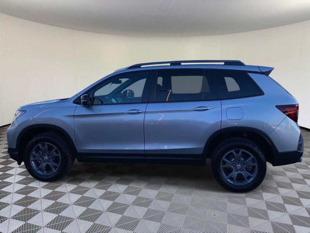 used 2025 Honda Passport car, priced at $39,617