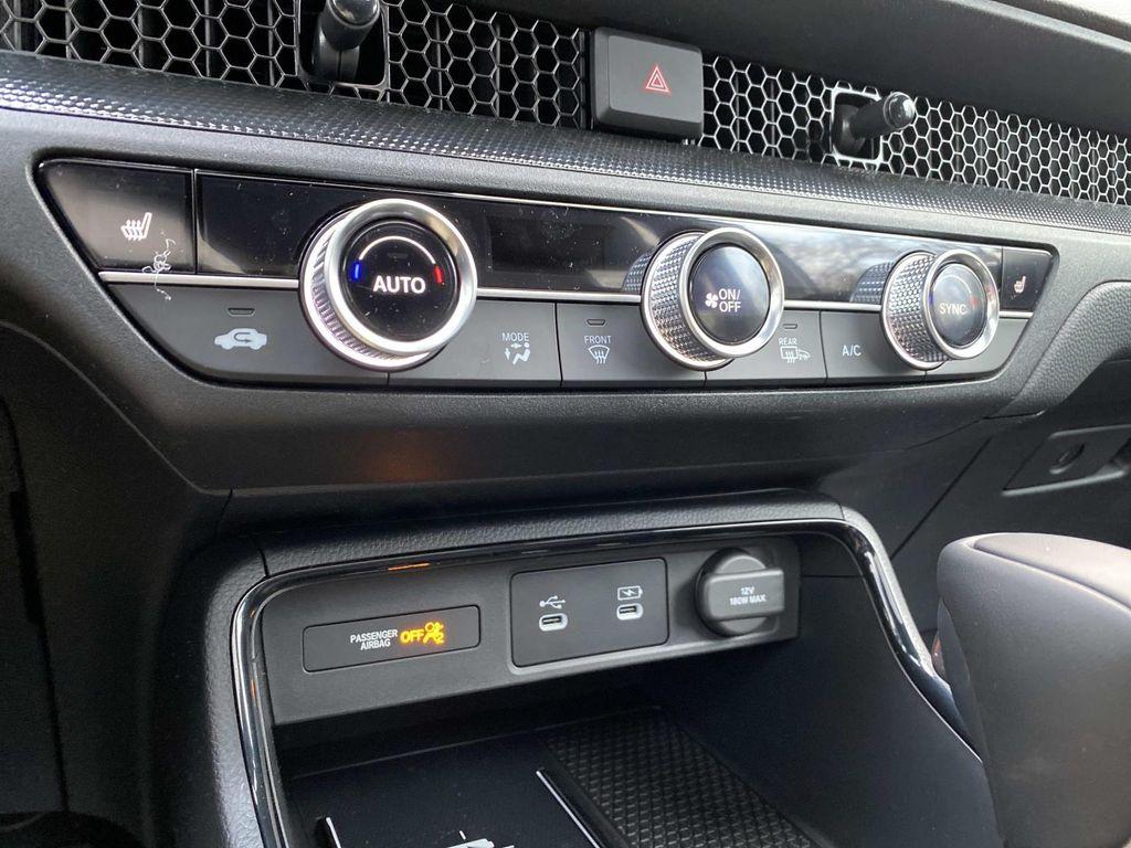 new 2026 Honda CR-V Hybrid car, priced at $41,675