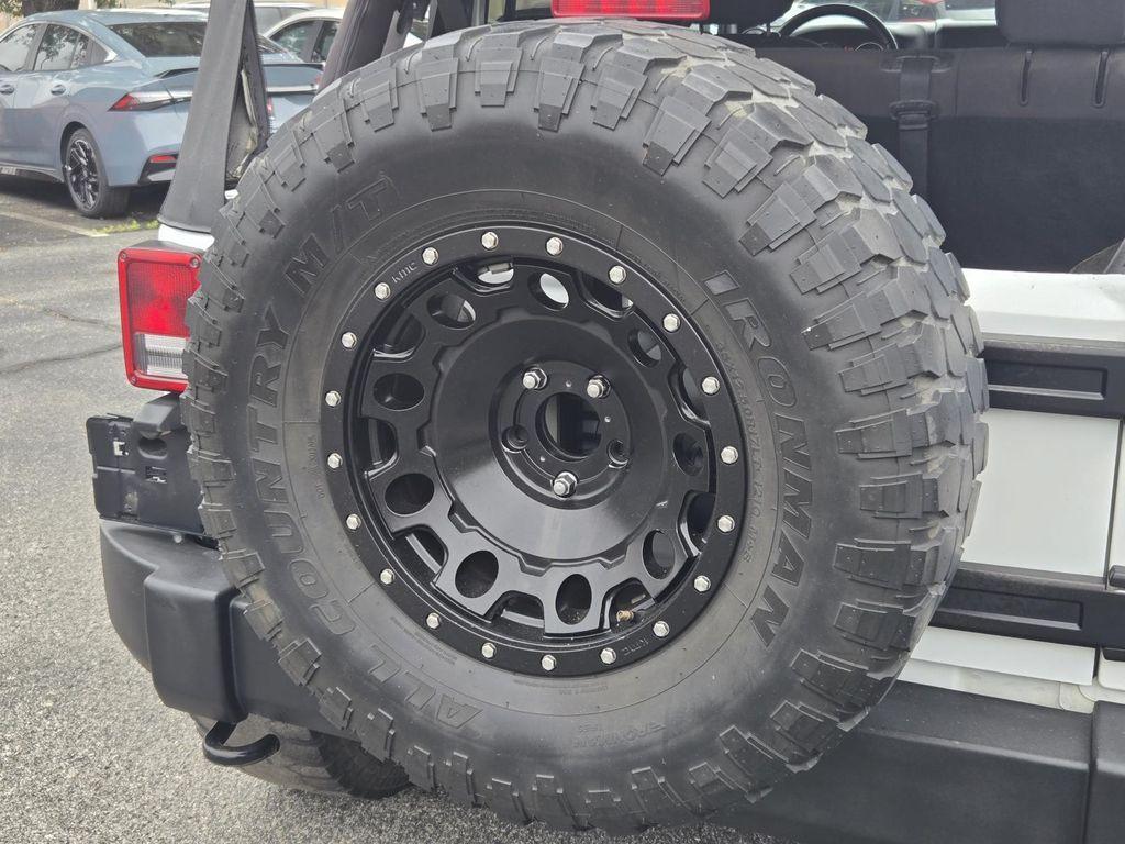 used 2016 Jeep Wrangler Unlimited car, priced at $14,899