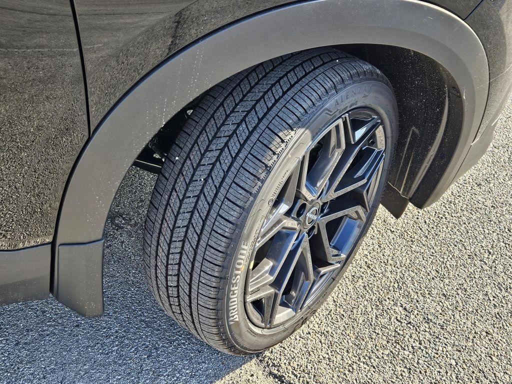 new 2026 Nissan Kicks car, priced at $26,567