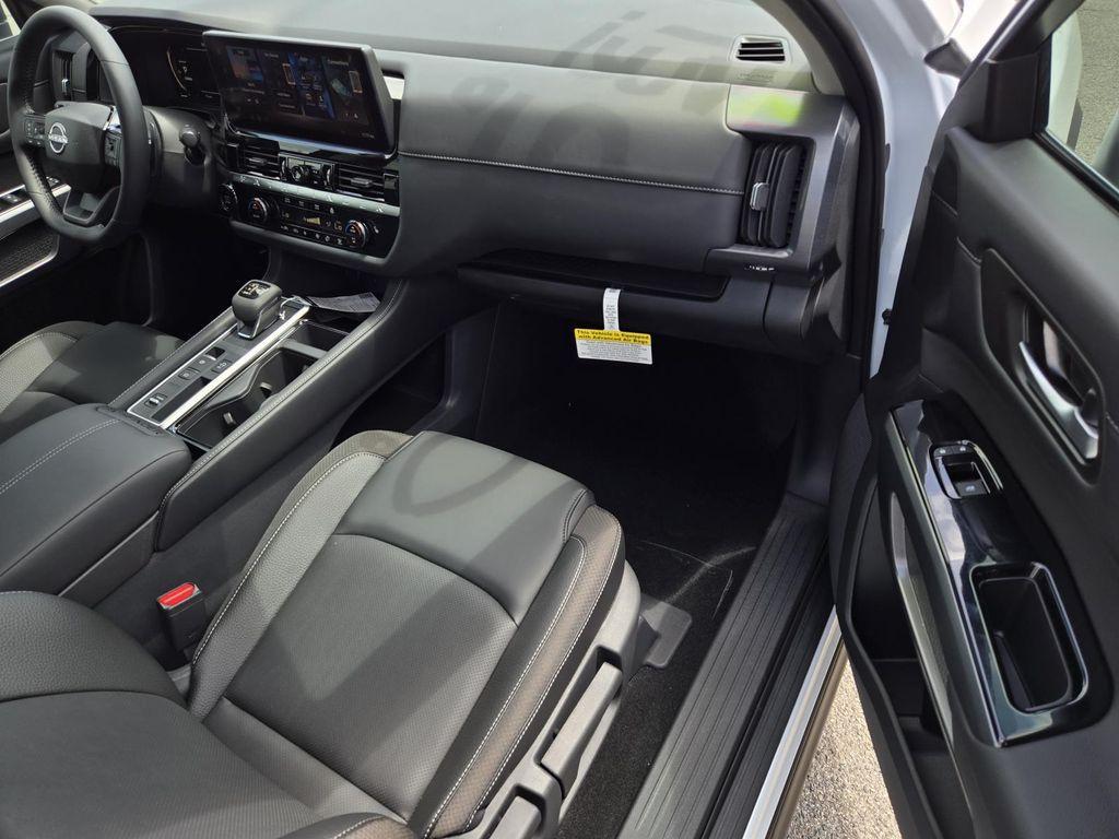 new 2026 Nissan Pathfinder car, priced at $41,666