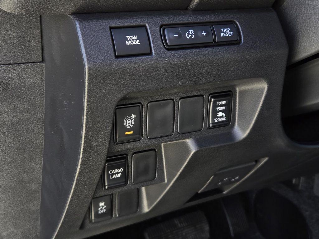 new 2026 Nissan Frontier car, priced at $40,098