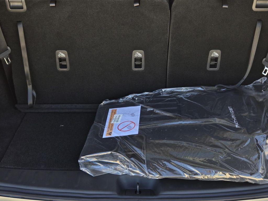 new 2026 Nissan Pathfinder car, priced at $40,515