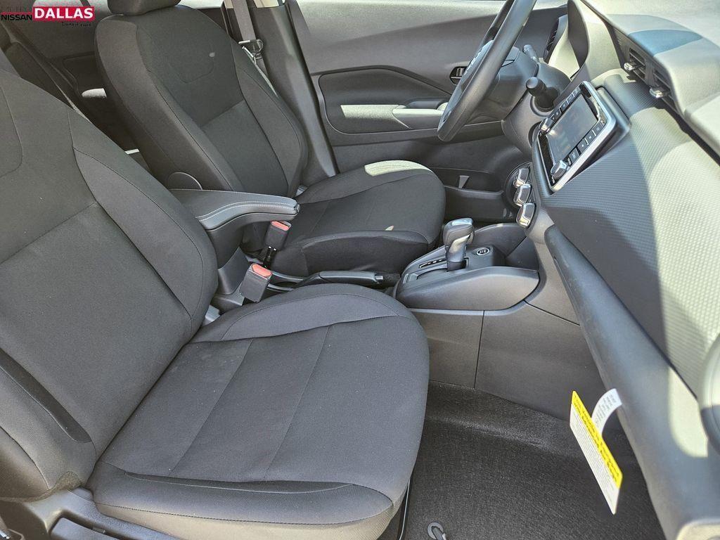 new 2025 Nissan Kicks Play car, priced at $20,099