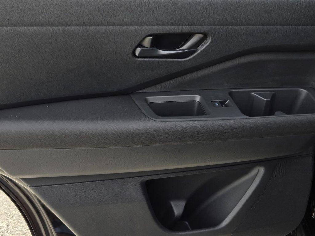 new 2026 Nissan Pathfinder car, priced at $37,688