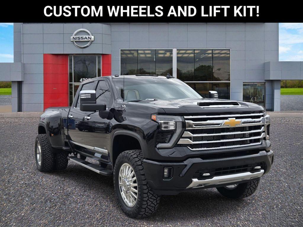used 2025 Chevrolet Silverado 3500 car, priced at $91,500