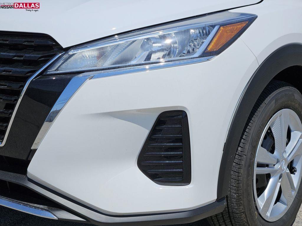 new 2025 Nissan Kicks Play car, priced at $20,099