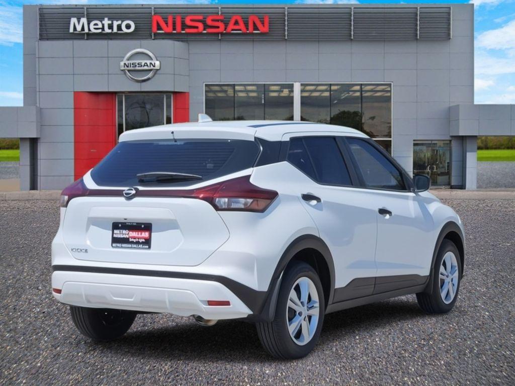 new 2025 Nissan Kicks Play car, priced at $20,099