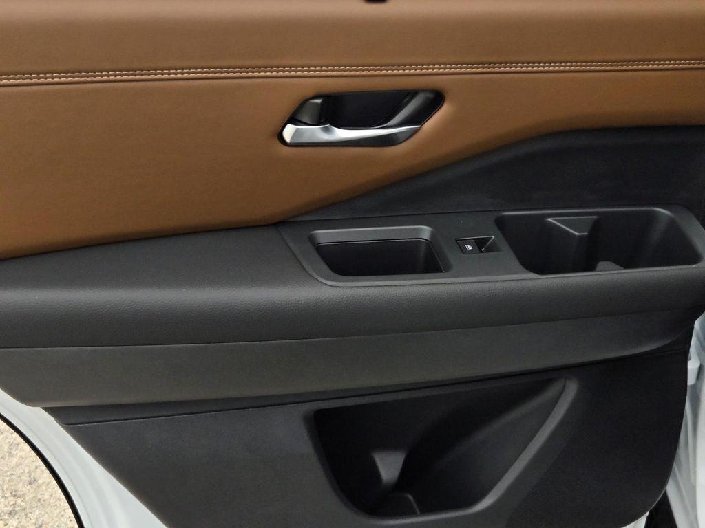 new 2026 Nissan Pathfinder car, priced at $46,728