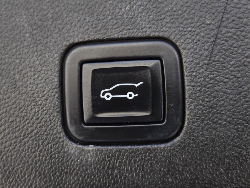 used 2022 Chevrolet Tahoe car, priced at $48,900