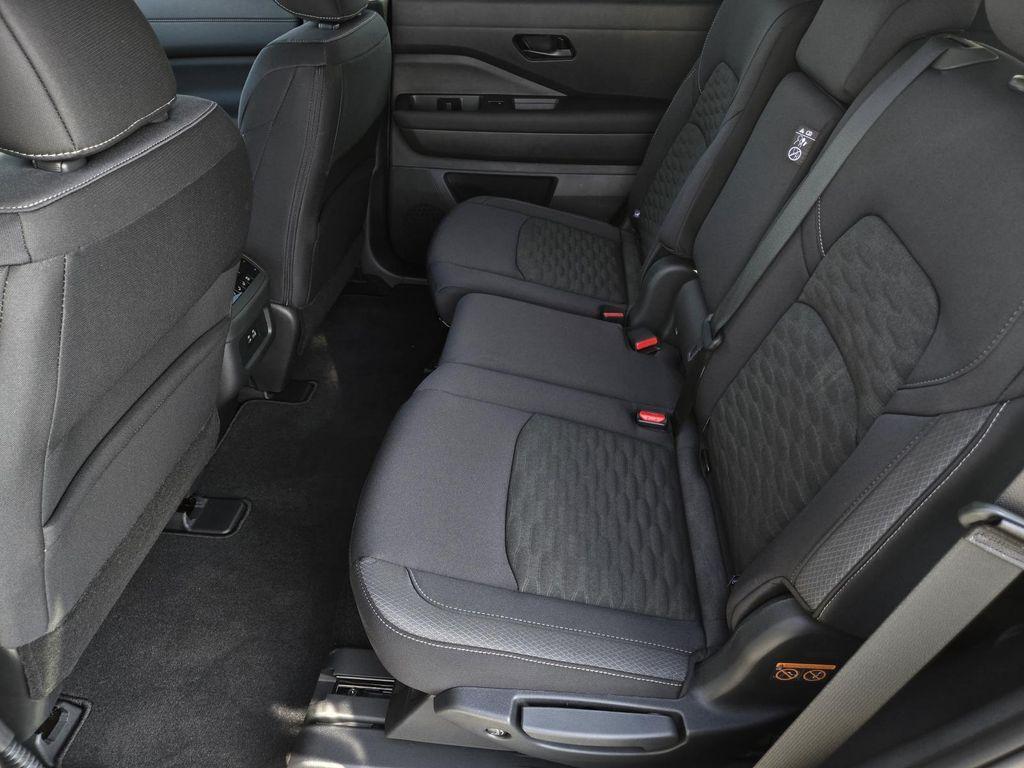 new 2025 Nissan Pathfinder car, priced at $31,865