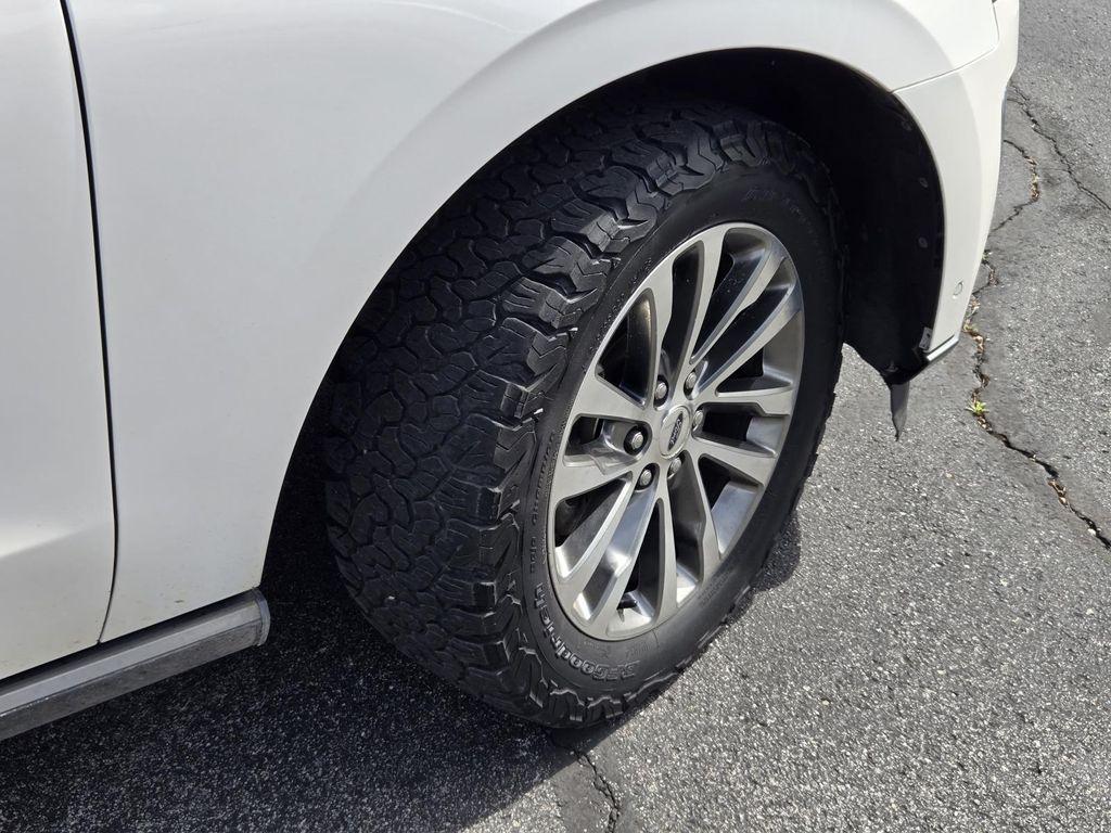 used 2018 Ford Expedition car, priced at $16,500