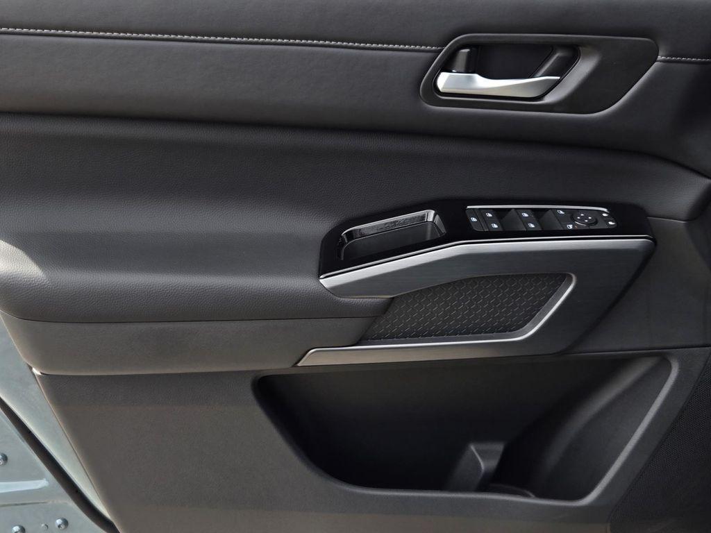 new 2026 Nissan Pathfinder car, priced at $40,015