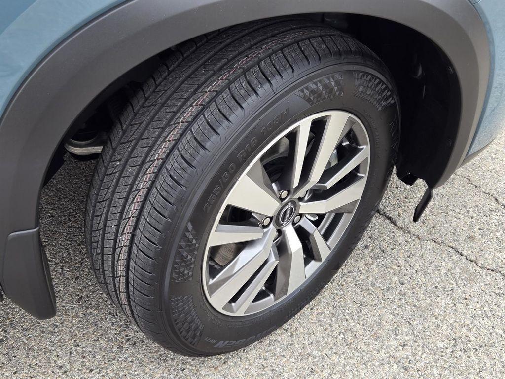 new 2026 Nissan Pathfinder car, priced at $40,015