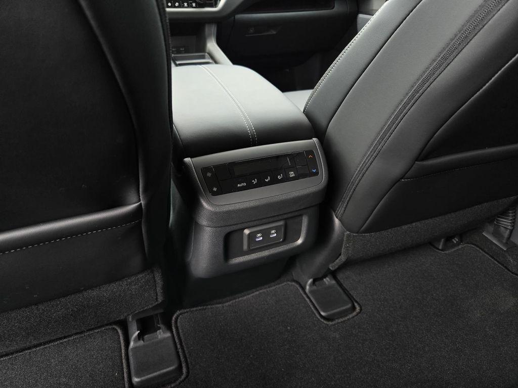 new 2026 Nissan Pathfinder car, priced at $40,015