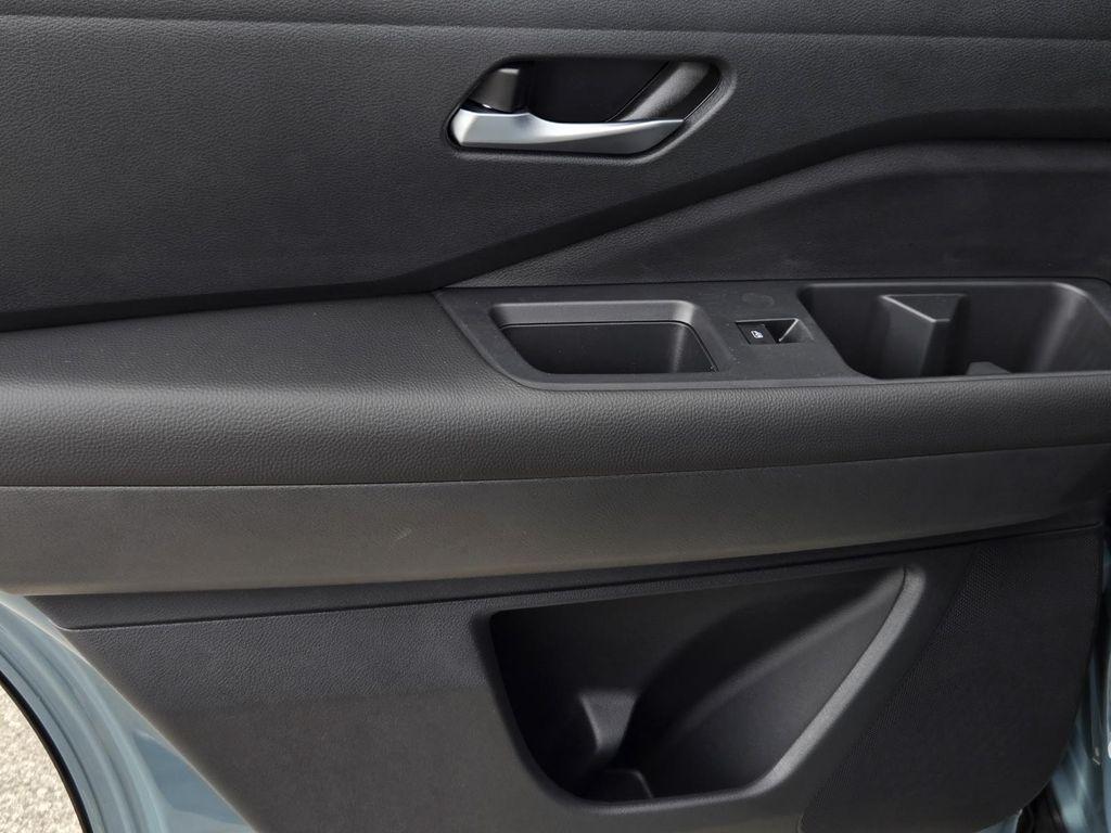 new 2026 Nissan Pathfinder car, priced at $40,015