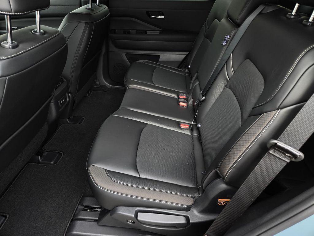 new 2026 Nissan Pathfinder car, priced at $40,015