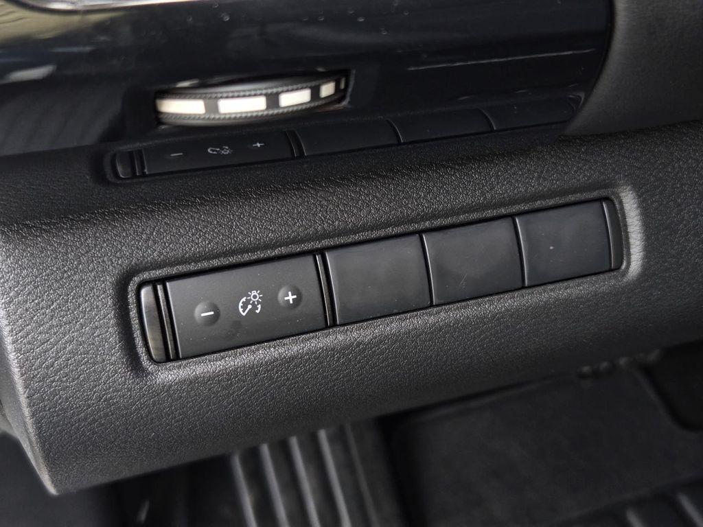 used 2025 Nissan Pathfinder car, priced at $28,900