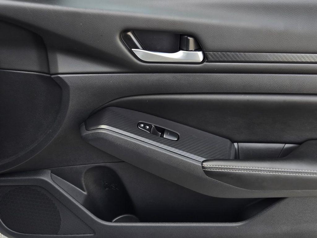 used 2025 Nissan Altima car, priced at $21,976