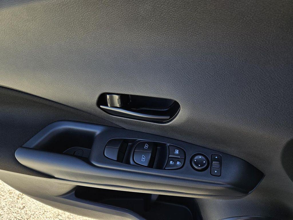 new 2025 Nissan Kicks Play car, priced at $19,599