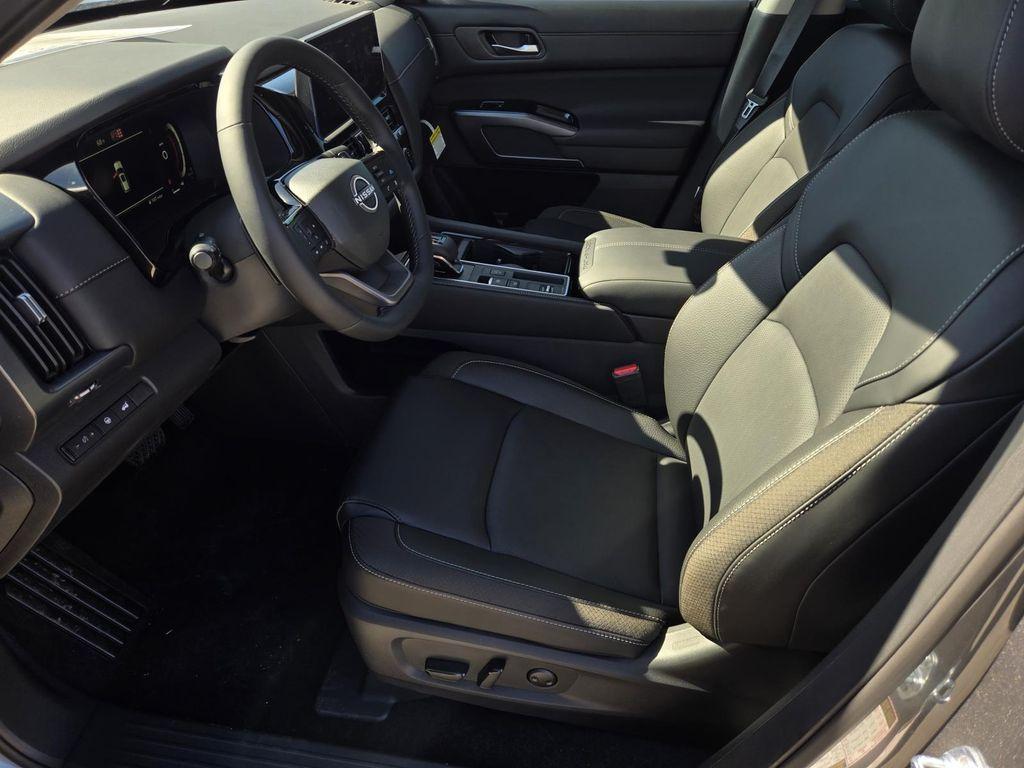 new 2026 Nissan Pathfinder car, priced at $40,115