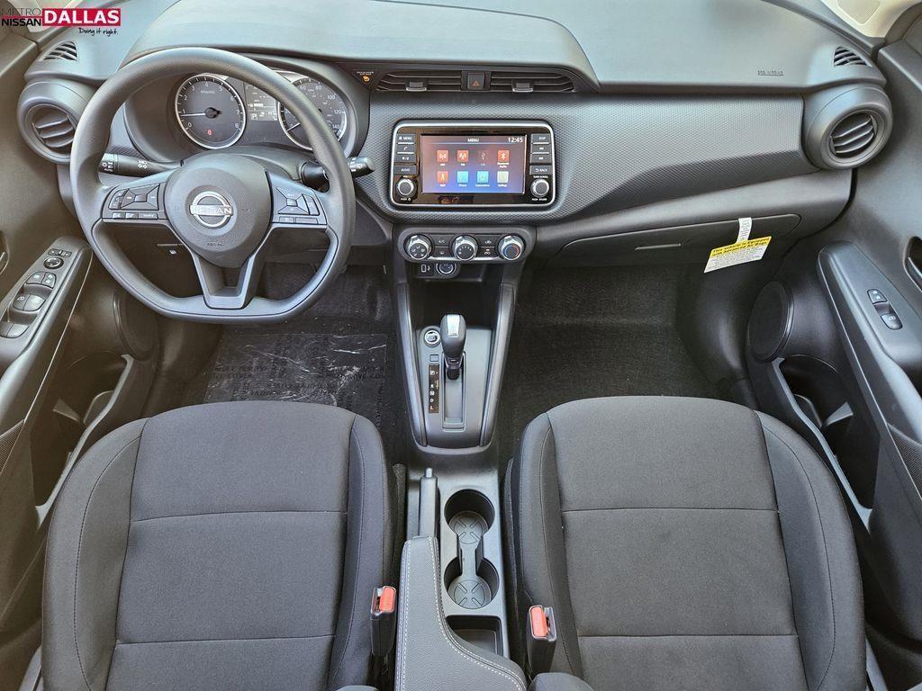 new 2025 Nissan Kicks Play car, priced at $19,599