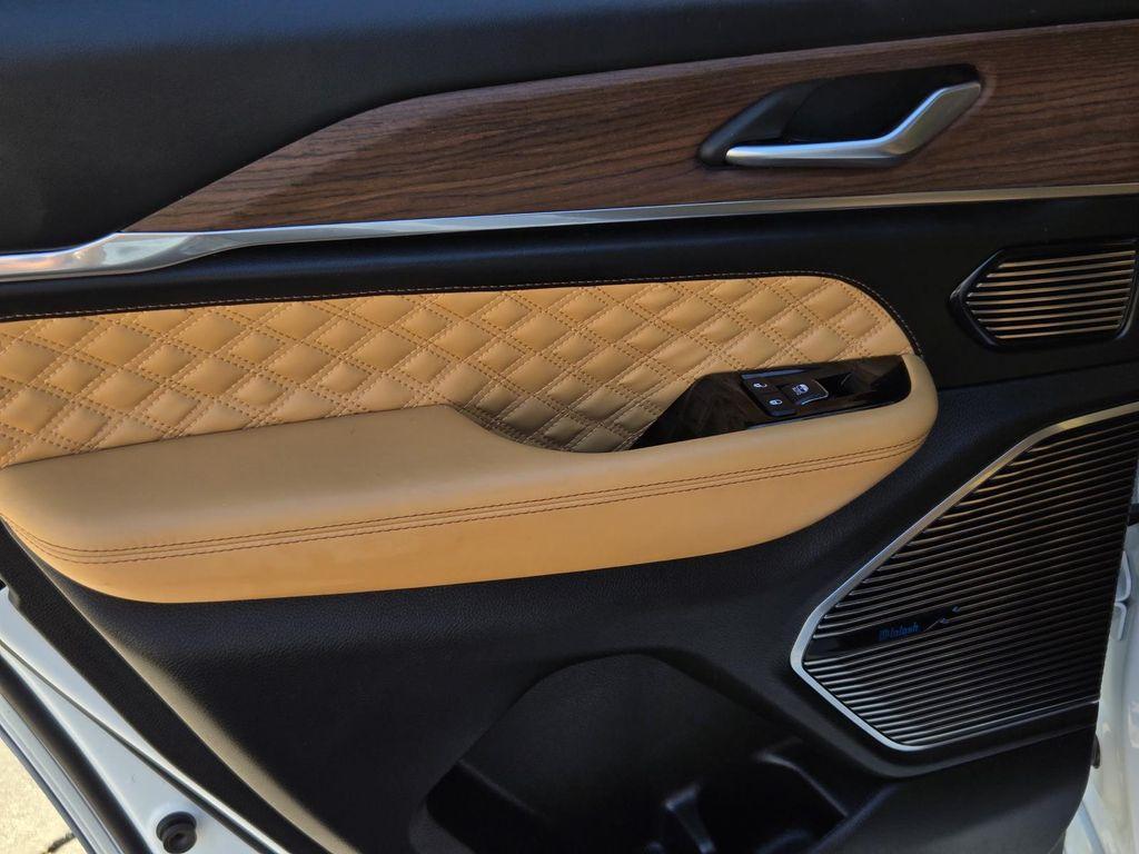 used 2022 Jeep Grand Cherokee 4xe car, priced at $32,900