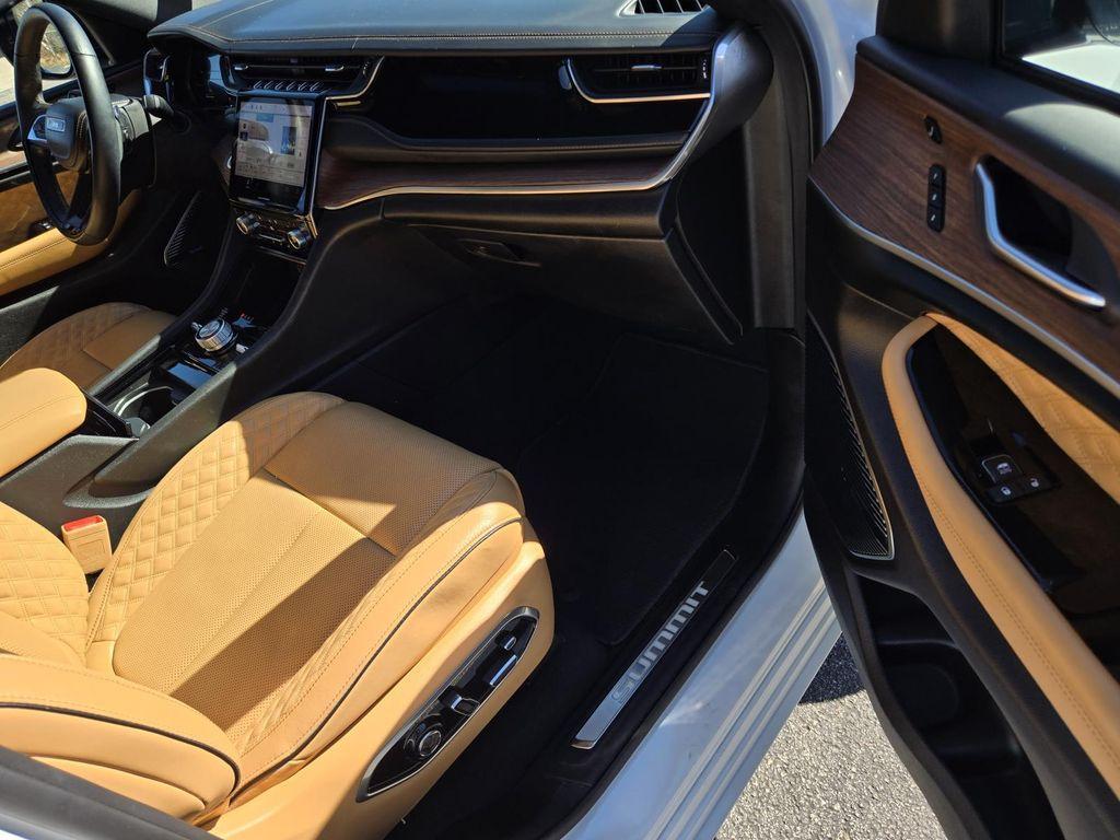 used 2022 Jeep Grand Cherokee 4xe car, priced at $32,900