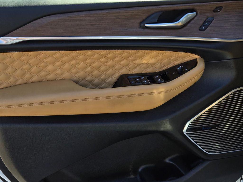 used 2022 Jeep Grand Cherokee 4xe car, priced at $32,900