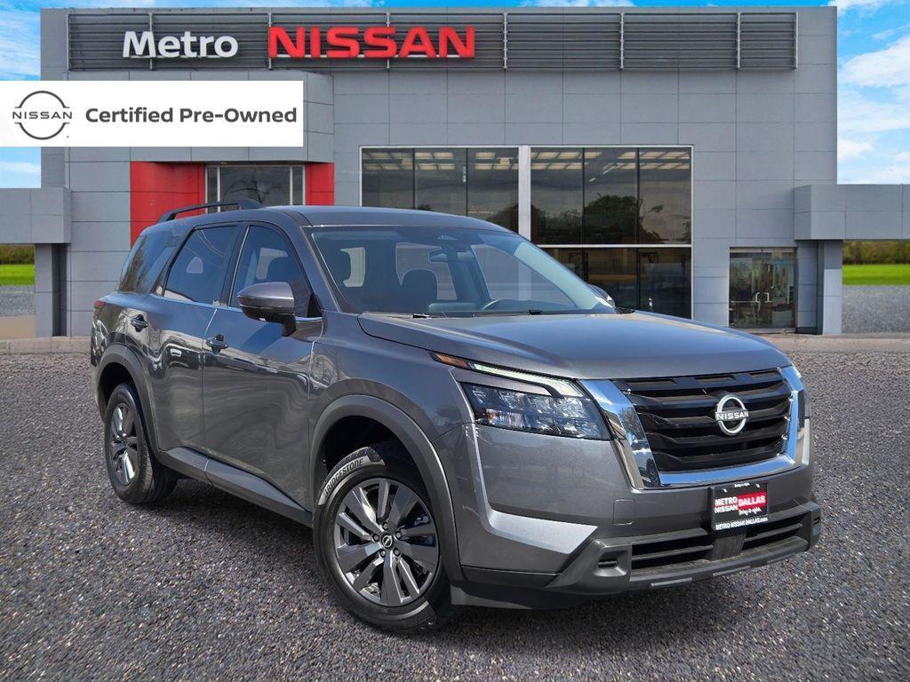 used 2025 Nissan Pathfinder car, priced at $29,967