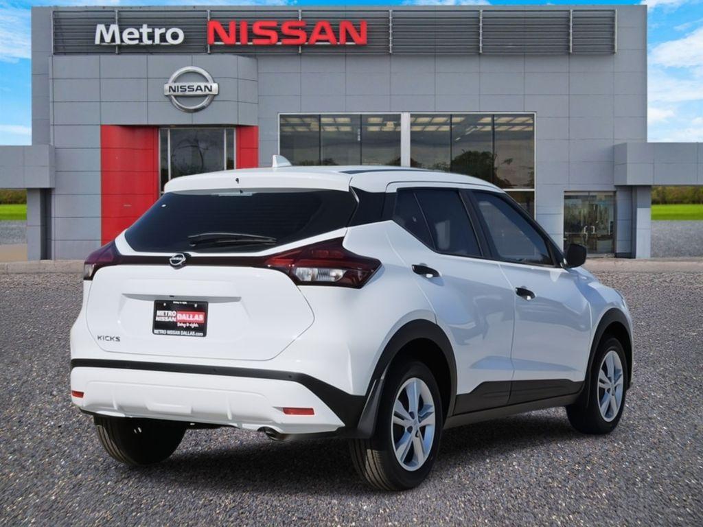 new 2025 Nissan Kicks Play car, priced at $20,099