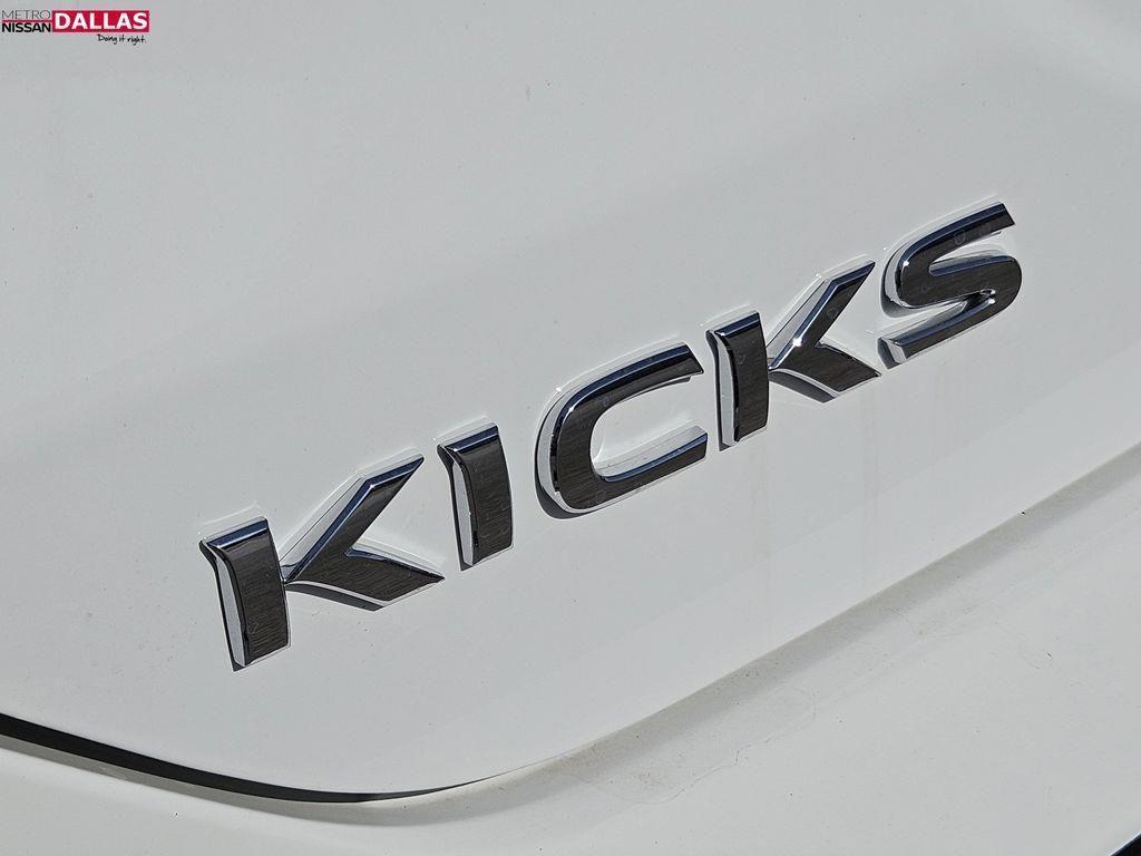 new 2025 Nissan Kicks Play car, priced at $20,099