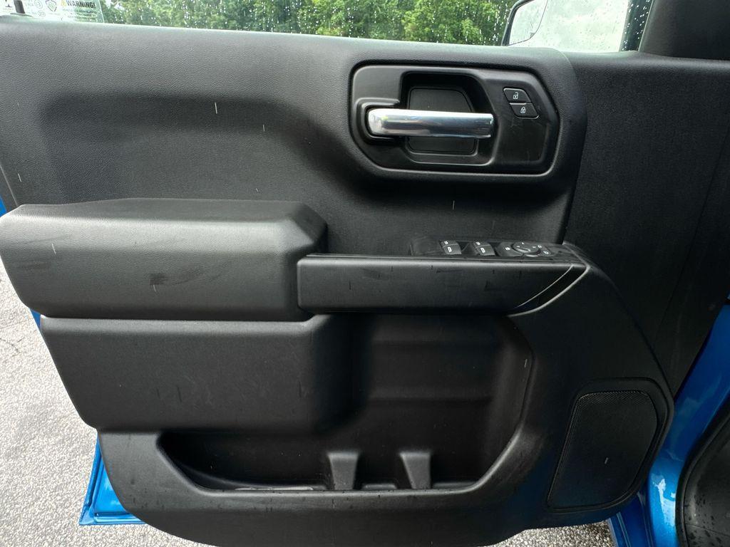 used 2022 Chevrolet Silverado 1500 car, priced at $26,981