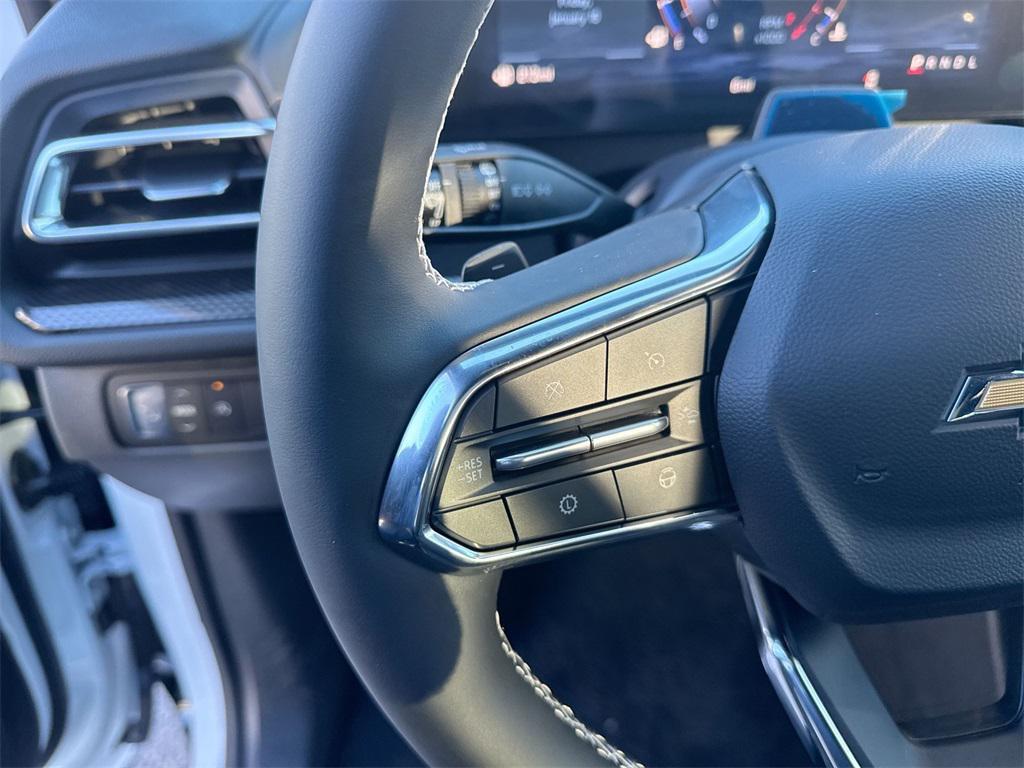 new 2026 Chevrolet Traverse car, priced at $58,090