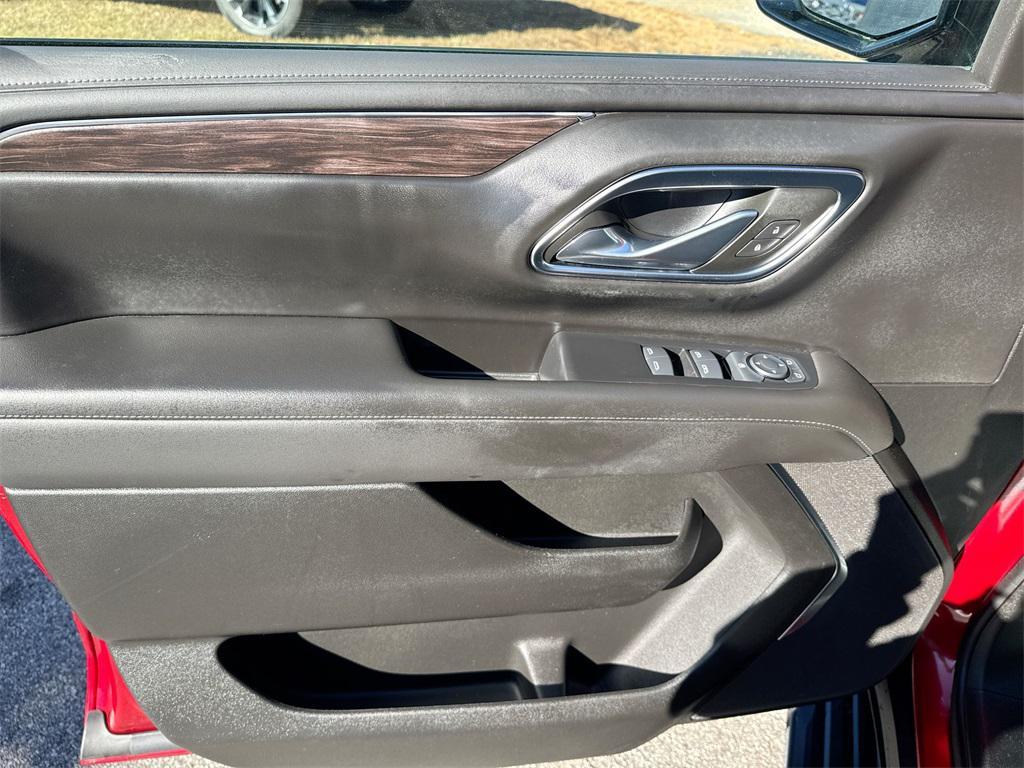 used 2024 Chevrolet Tahoe car, priced at $47,694