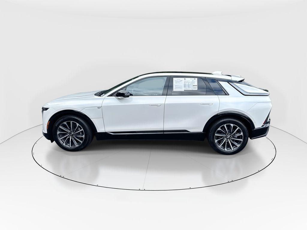 used 2025 Cadillac LYRIQ car, priced at $43,833