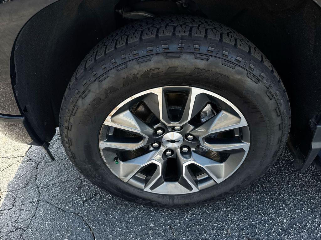 used 2023 Chevrolet Silverado 1500 car, priced at $31,295