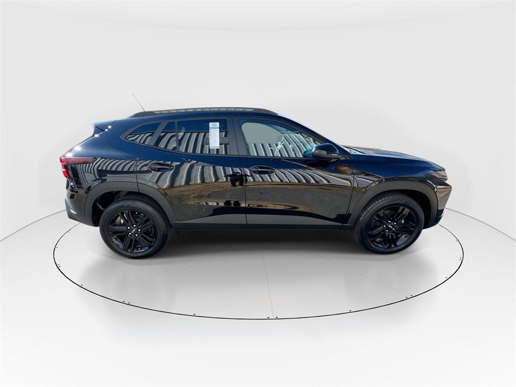 new 2026 Chevrolet Trax car, priced at $26,289