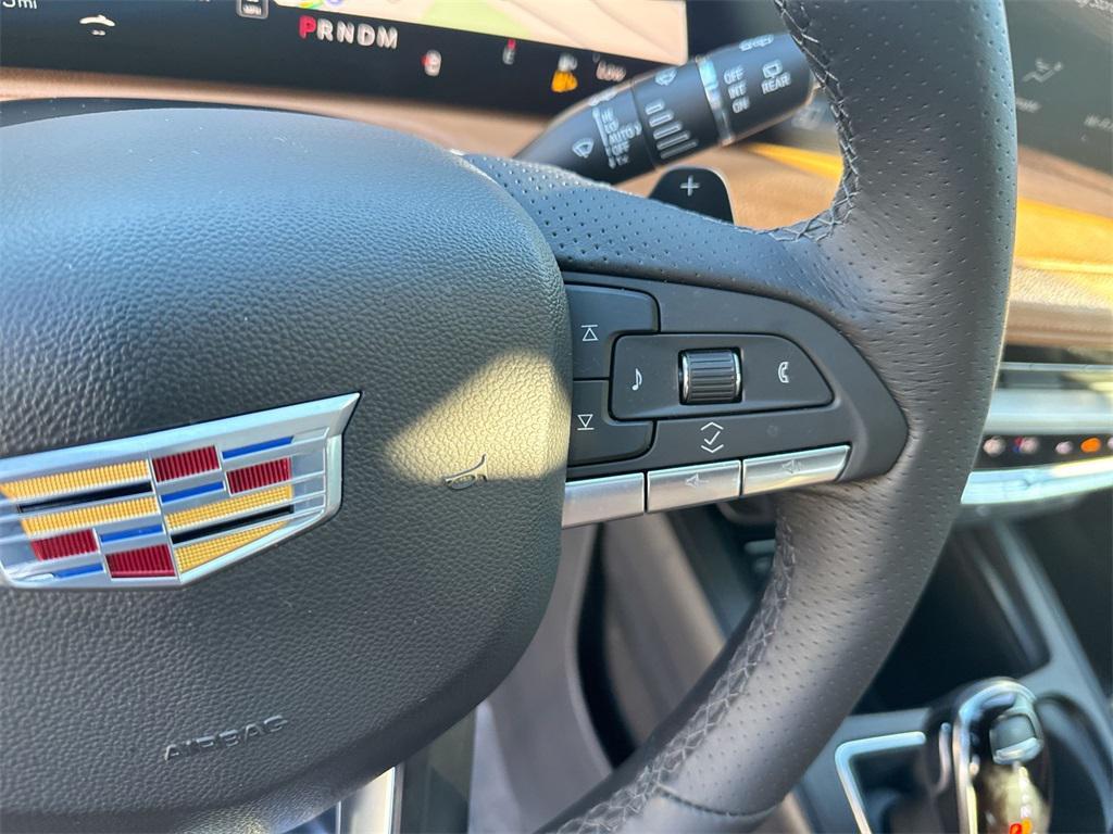 used 2025 Cadillac XT4 car, priced at $36,933