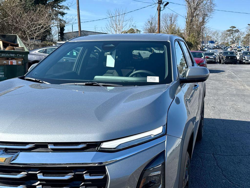 new 2026 Chevrolet Equinox car, priced at $30,854