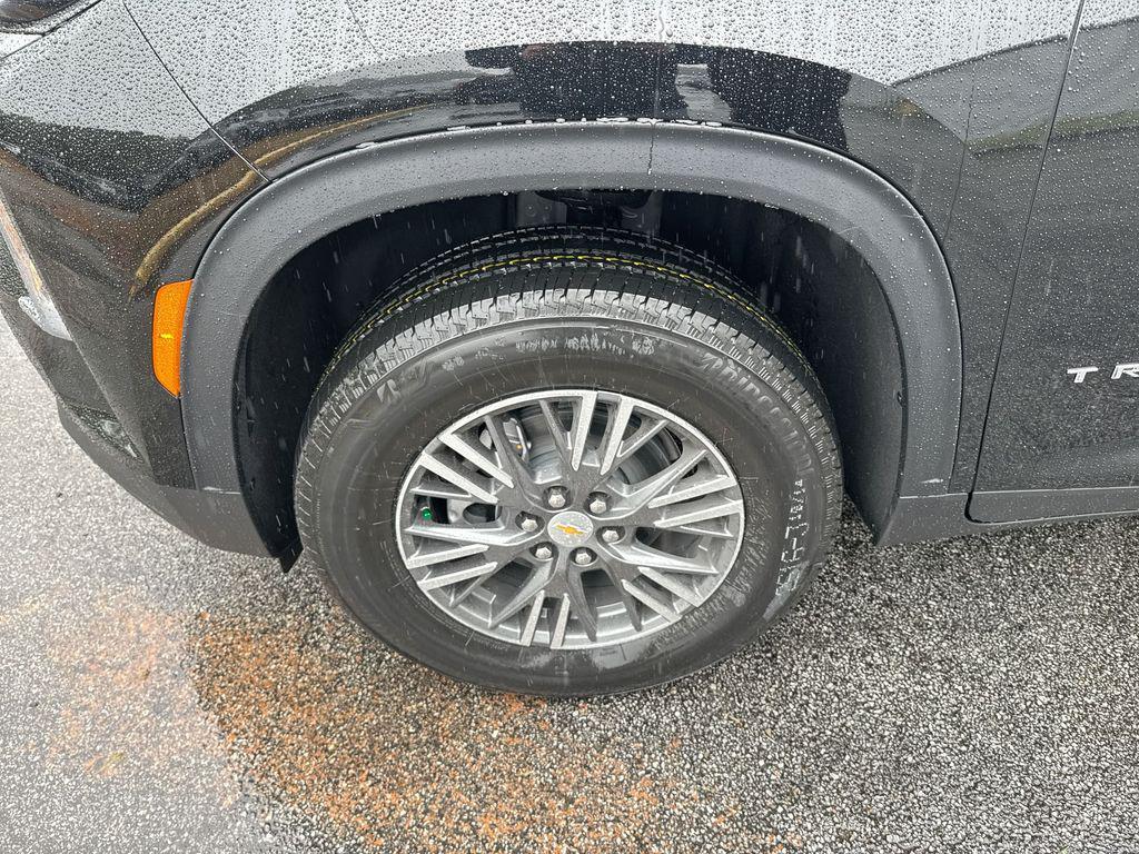 new 2026 Chevrolet Traverse car, priced at $42,695