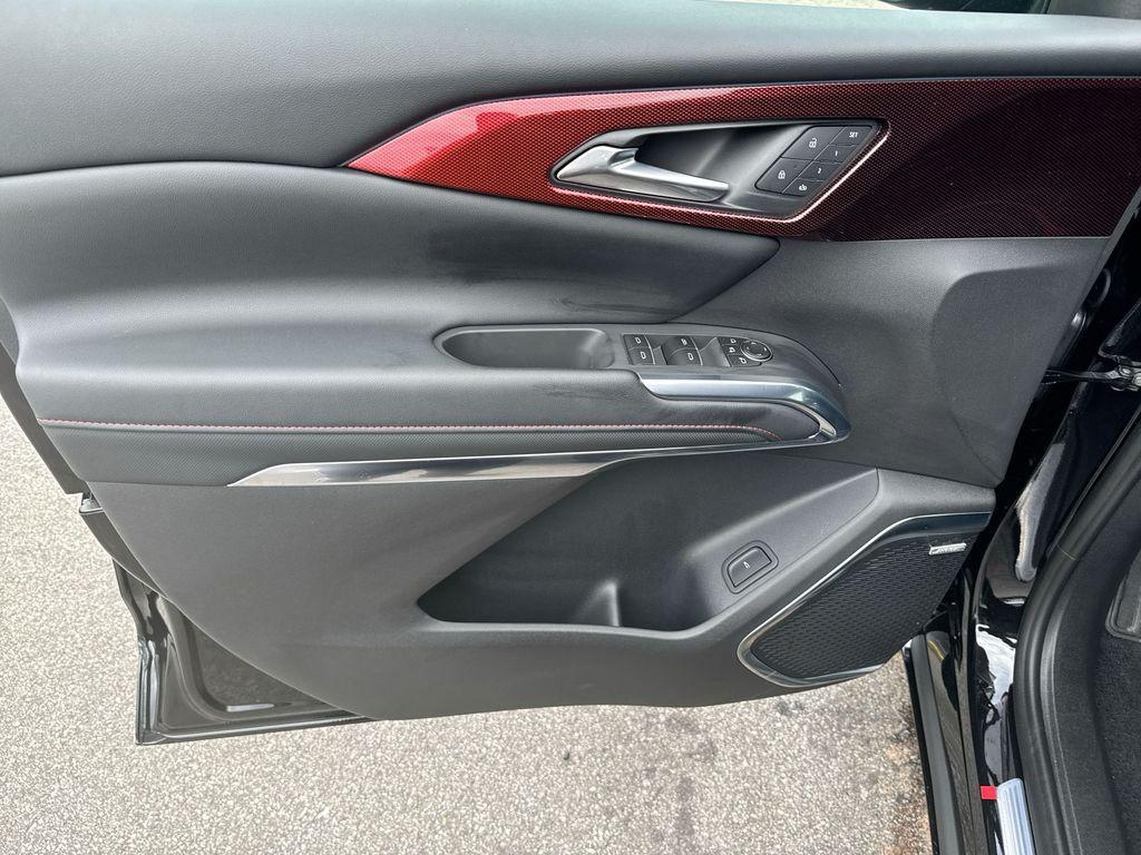 new 2026 Chevrolet Traverse car, priced at $55,455