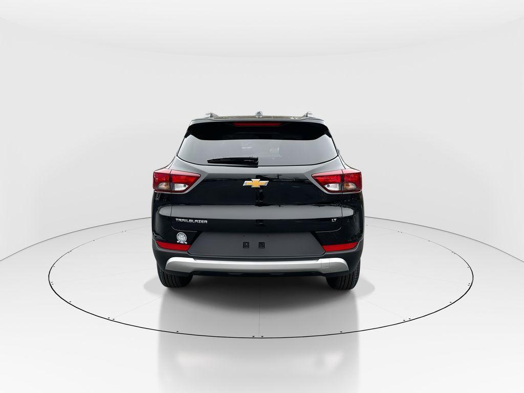 new 2026 Chevrolet TrailBlazer car, priced at $26,003