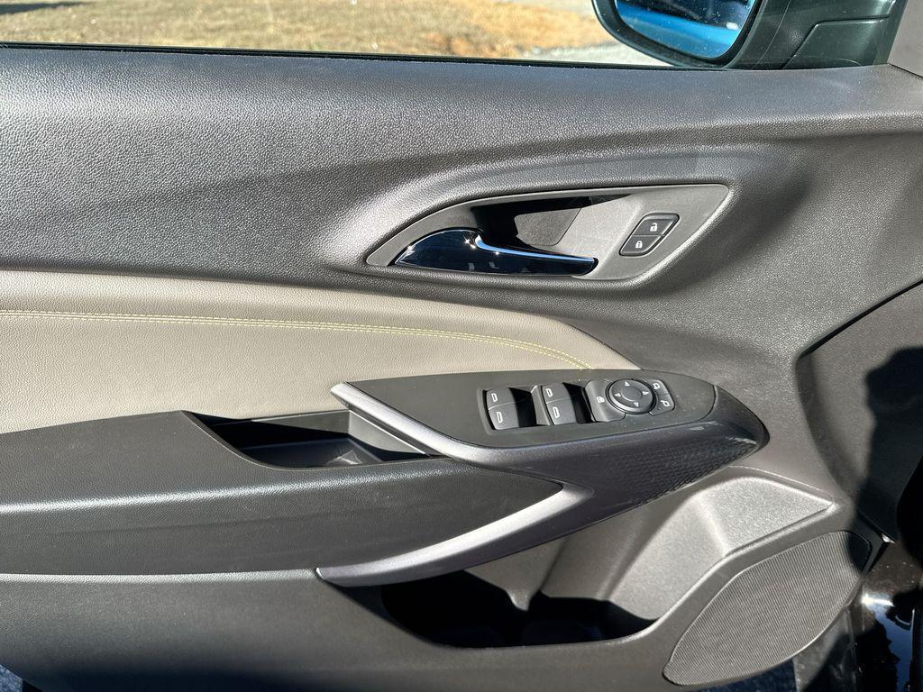 new 2026 Chevrolet Trax car, priced at $27,289