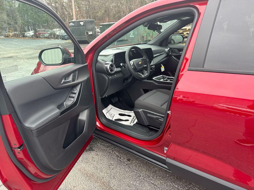 new 2026 Chevrolet Equinox car, priced at $30,845